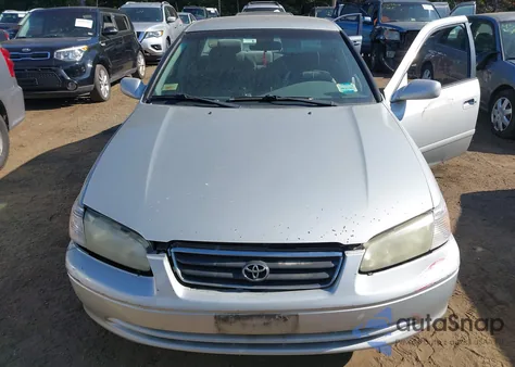 2001 Toyota Camry Ce from USA, damaged, VIN 4T1BG22K61U086001
